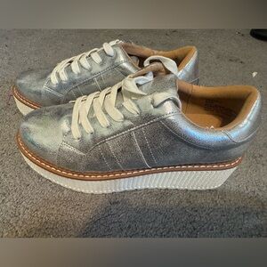 Yellow Box Silver Platform Lace-Up Sneakers